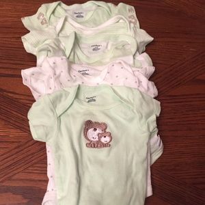 Gerber unisex onesies - 5-pack!